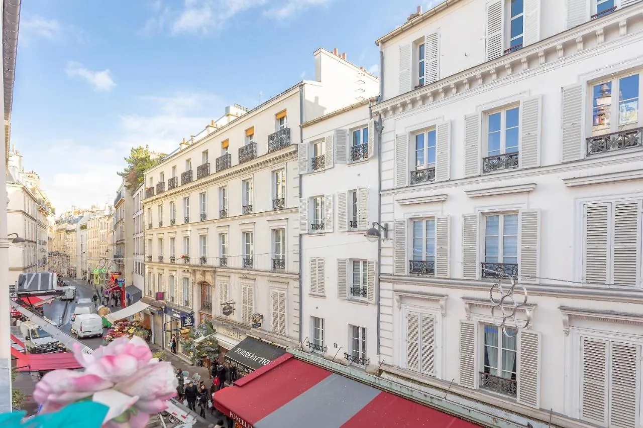 Daire Ternes Cozy Paris